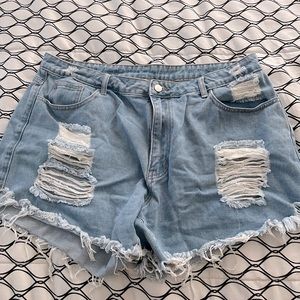 Women’s Plus Distressed Jean Shorts